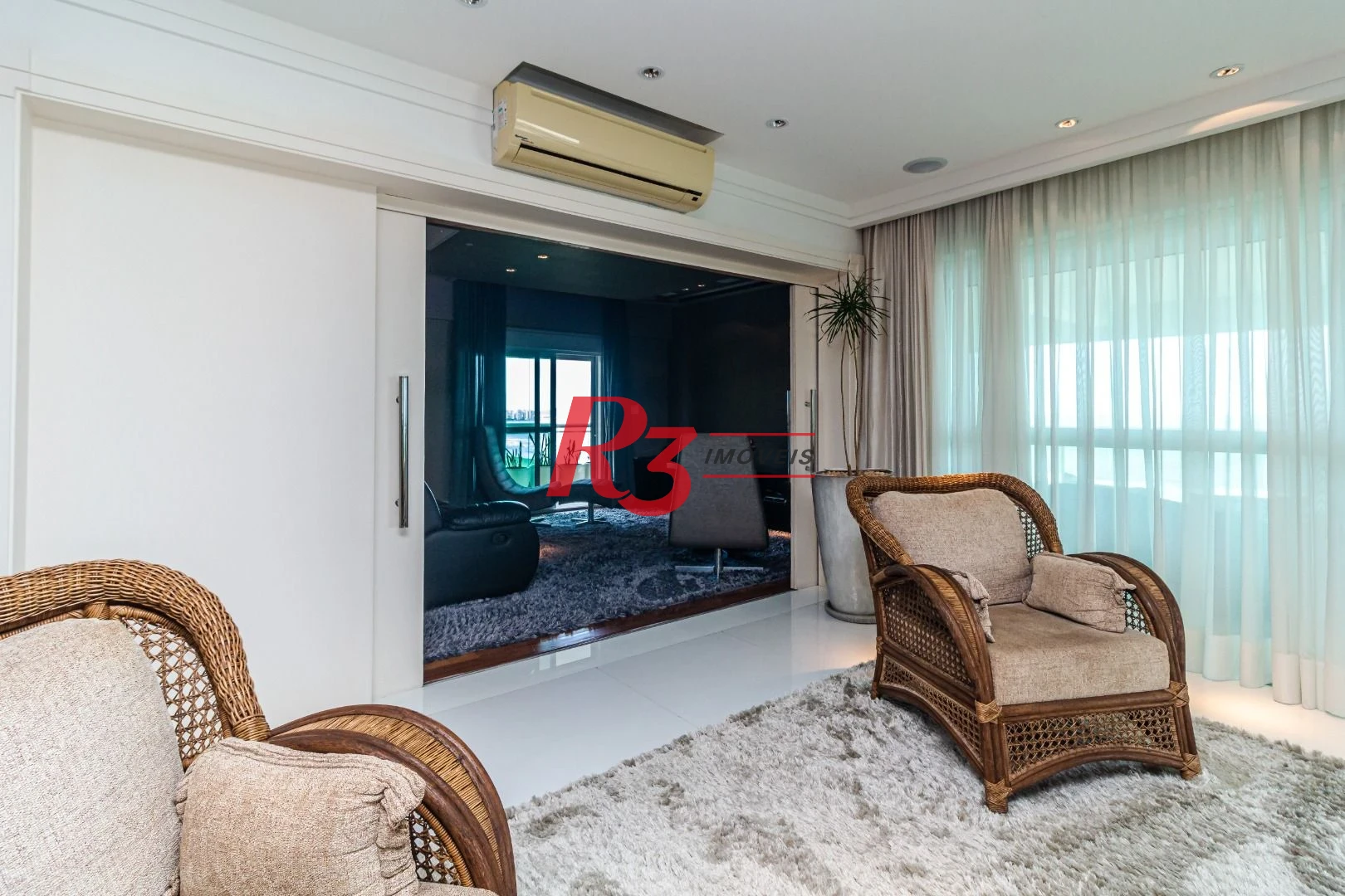 Apartamento com 4 dormitórios à venda, 475 m² por R$ 14.000.000,00 - Gonzaga - Santos/SP