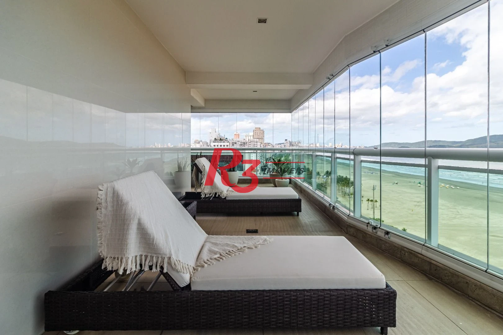 Apartamento com 4 dormitórios à venda, 475 m² por R$ 14.000.000,00 - Gonzaga - Santos/SP
