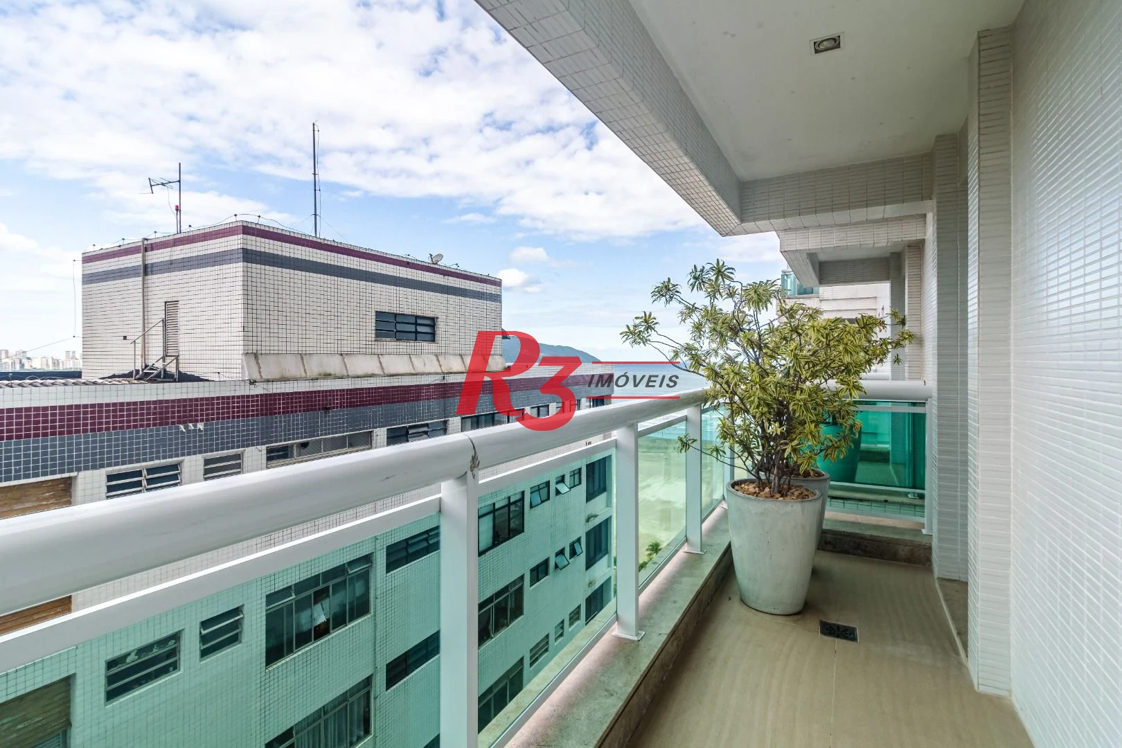 Apartamento com 4 dormitórios à venda, 475 m² por R$ 14.000.000,00 - Gonzaga - Santos/SP