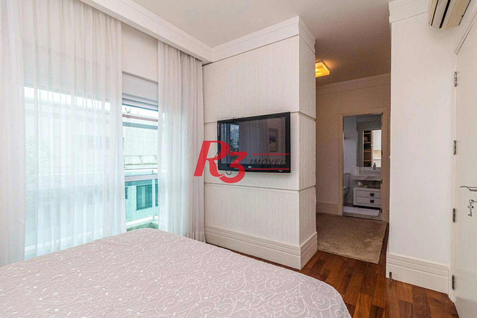 Apartamento com 4 dormitórios à venda, 475 m² por R$ 14.000.000,00 - Gonzaga - Santos/SP