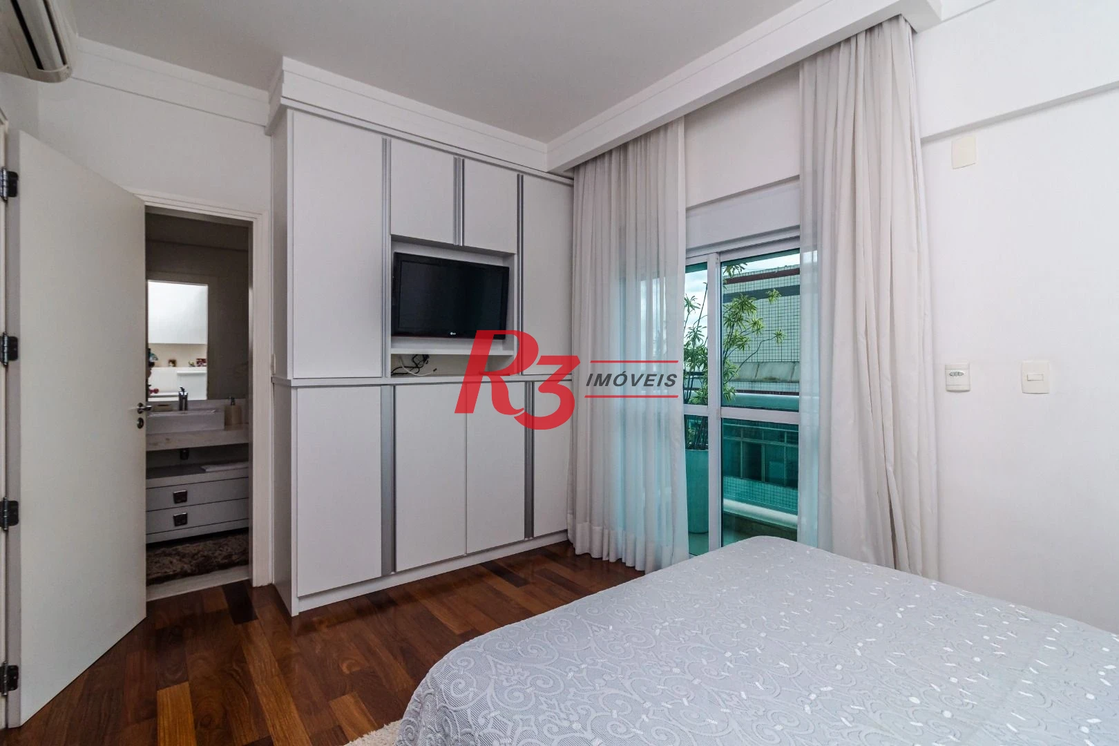 Apartamento com 4 dormitórios à venda, 475 m² por R$ 14.000.000,00 - Gonzaga - Santos/SP