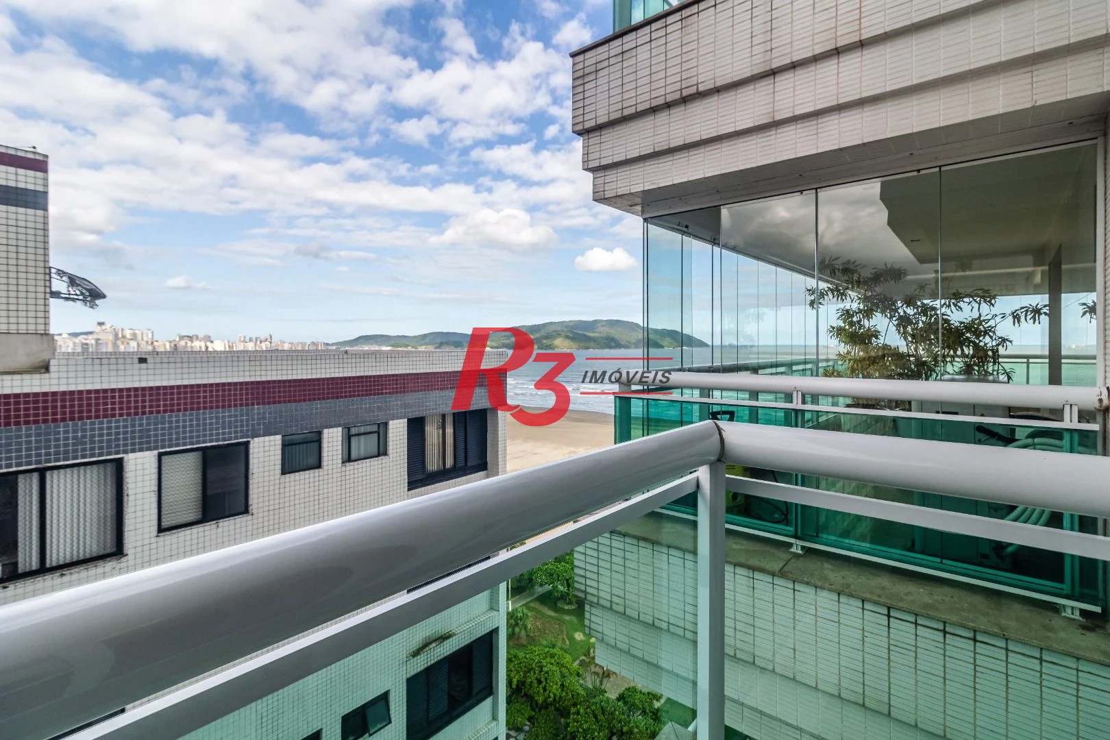 Apartamento com 4 dormitórios à venda, 475 m² por R$ 14.000.000,00 - Gonzaga - Santos/SP