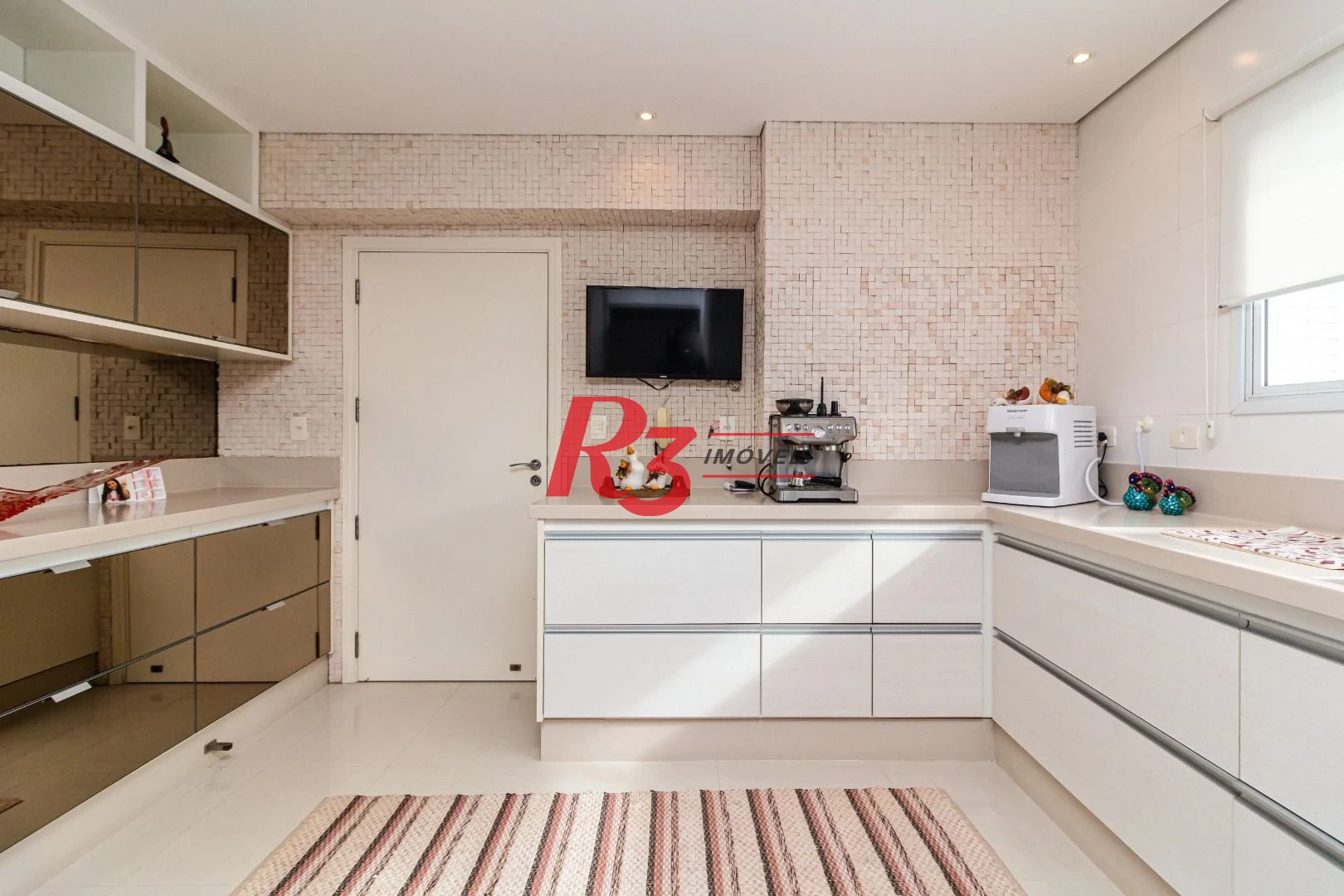 Apartamento com 4 dormitórios à venda, 475 m² por R$ 14.000.000,00 - Gonzaga - Santos/SP