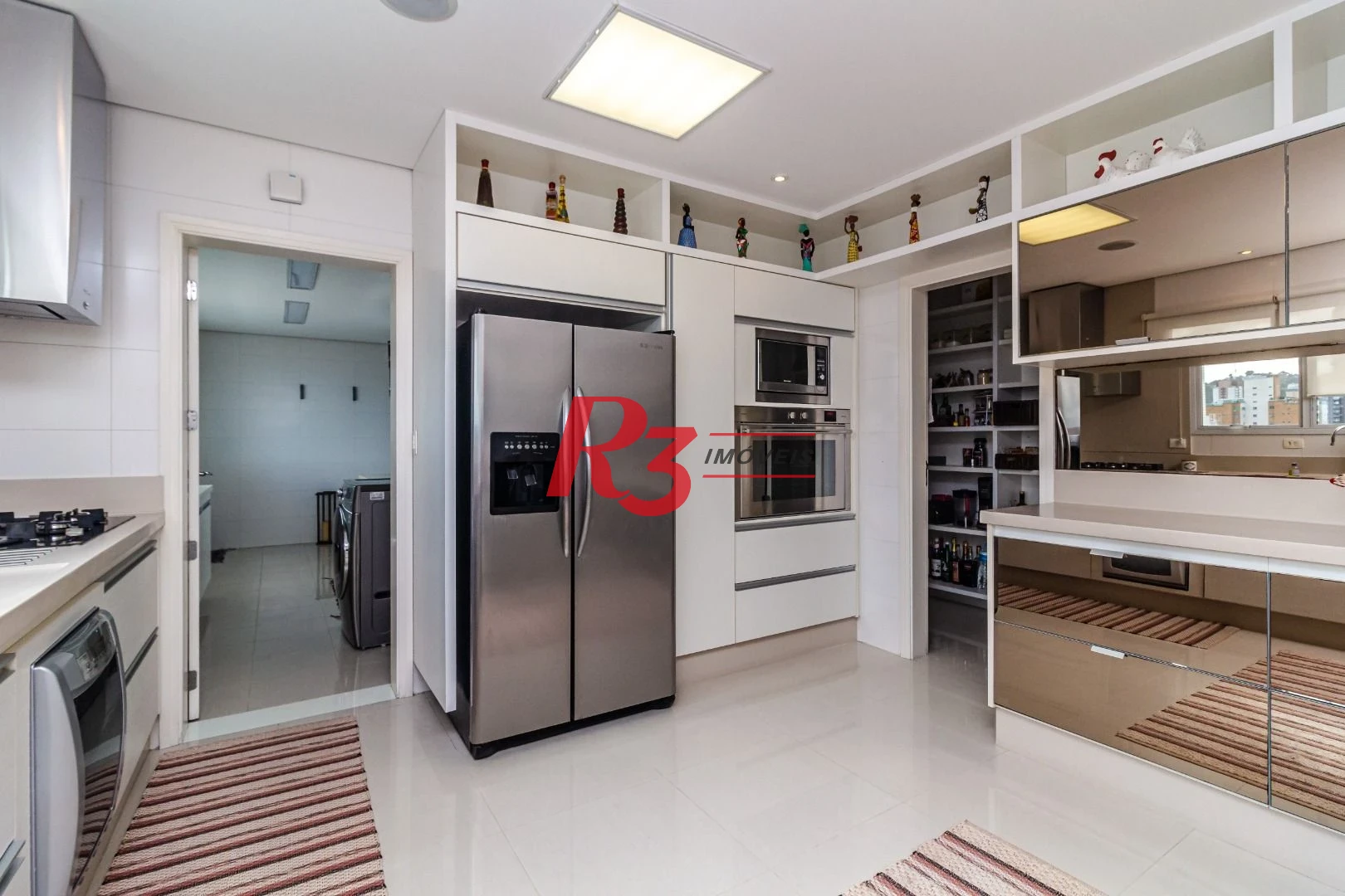 Apartamento com 4 dormitórios à venda, 475 m² por R$ 14.000.000,00 - Gonzaga - Santos/SP