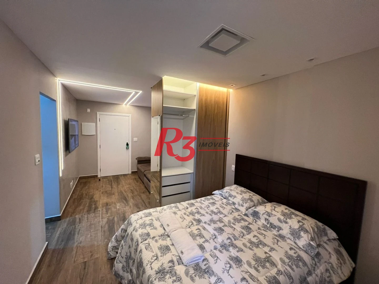 Flat com 1 dormitório à venda, 38 m² por R$ 300.000,00 - Centro - São Vicente/SP