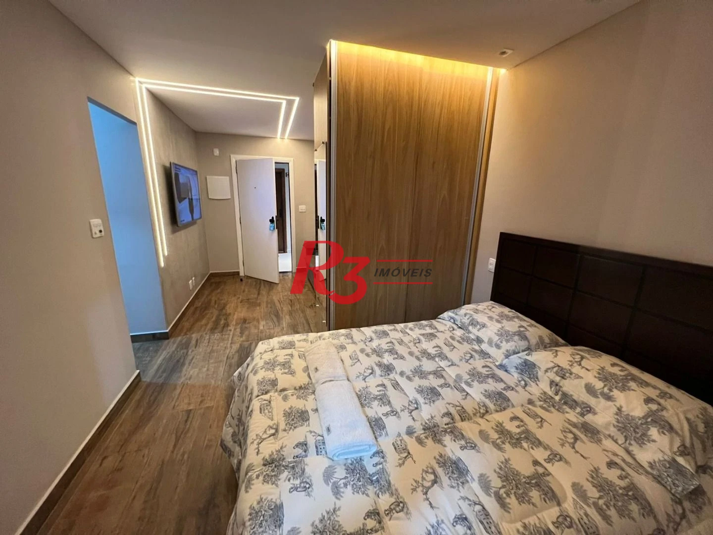 Flat com 1 dormitório à venda, 38 m² por R$ 300.000,00 - Centro - São Vicente/SP