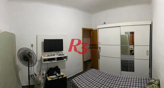 Casa de 3 dormitórios à venda no Castelo.