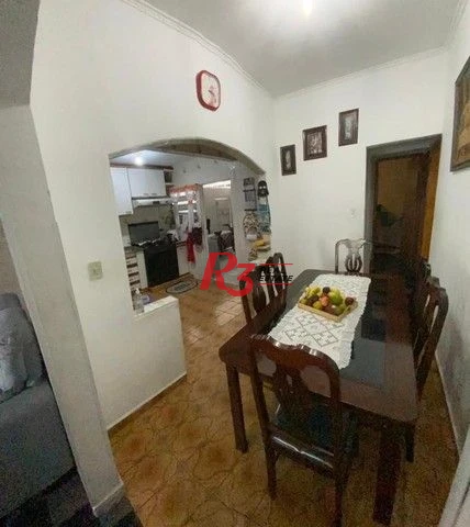 Casa de 3 dormitórios à venda no Castelo.