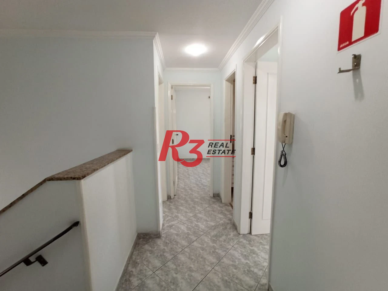 Sobrado com 4 dormitórios para alugar, 220 m² - Embaré - Santos/SP