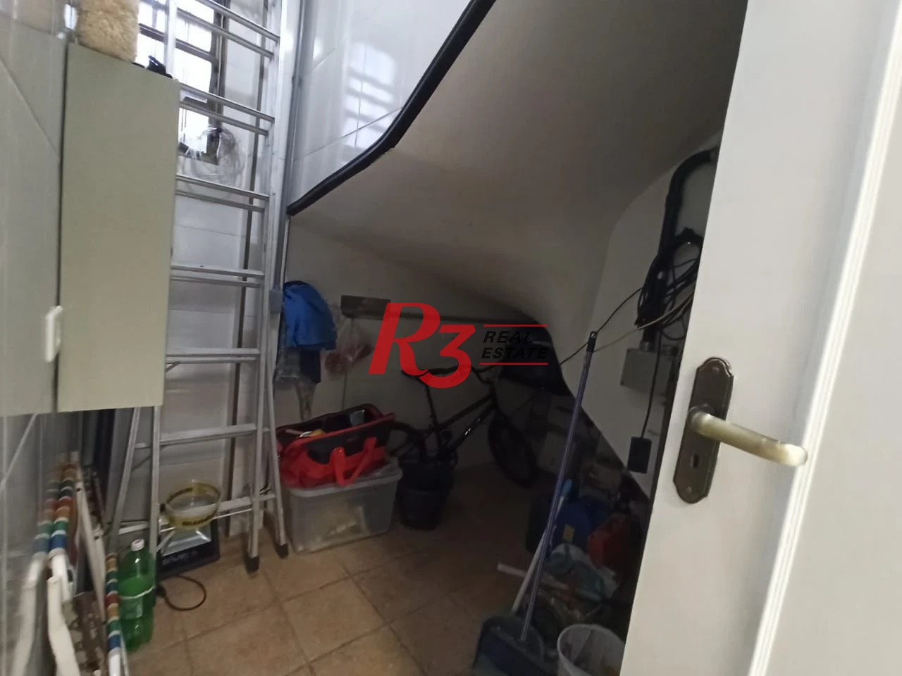 Sobrado com 4 dormitórios para alugar, 220 m² - Embaré - Santos/SP
