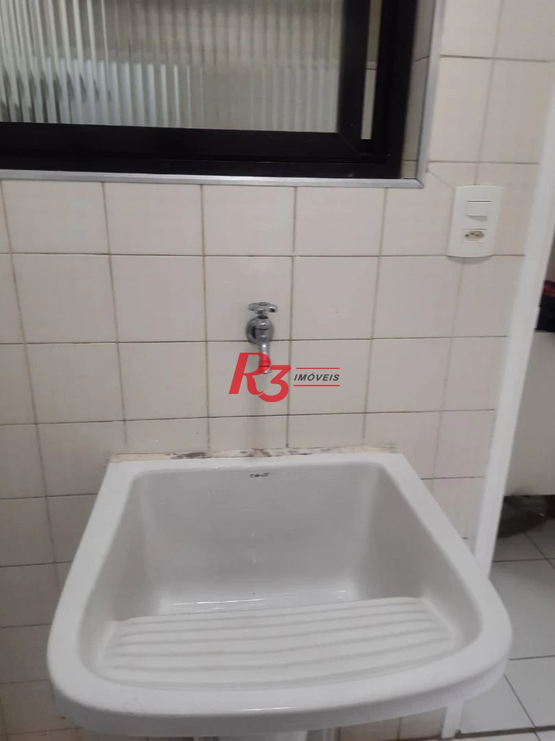 Apartamento com 2 dormitórios à venda, 80 m² por R$ 495.000,00 - Campo Grande - Santos/SP