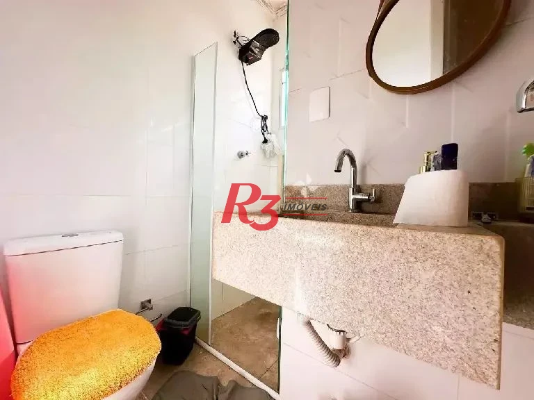 Sobrado com 3 dormitórios à venda, 140 m² por R$ 750.000,00 - Vila Matias - Santos/SP
