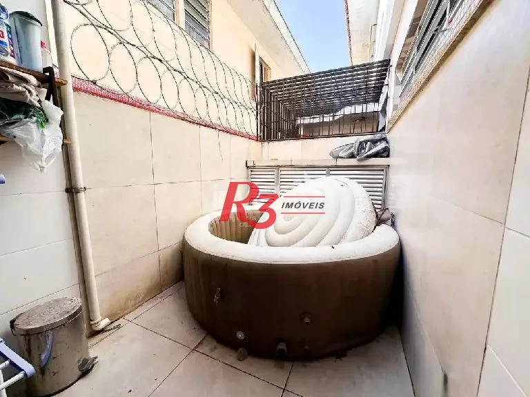 Sobrado com 3 dormitórios à venda, 140 m² por R$ 750.000,00 - Vila Matias - Santos/SP