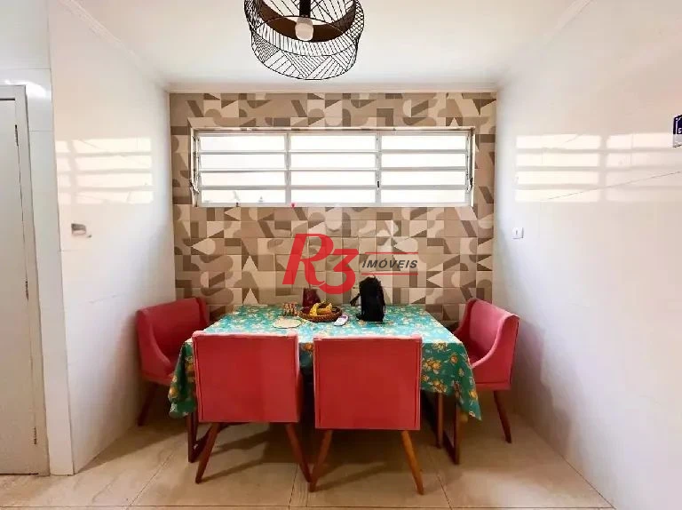 Sobrado com 3 dormitórios à venda, 140 m² por R$ 750.000,00 - Vila Matias - Santos/SP