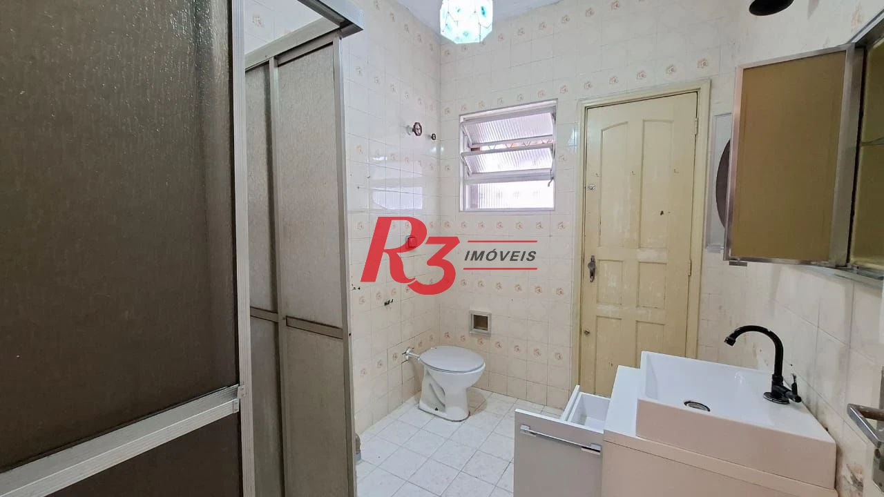 Sobrado para alugar, 250 m² por R$ 5.500,00/mês - Pompéia - Santos/SP