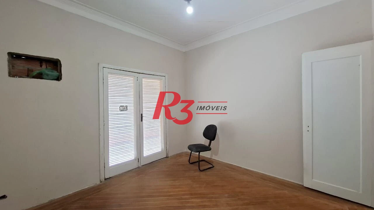 Sobrado para alugar, 250 m² por R$ 5.500,00/mês - Pompéia - Santos/SP
