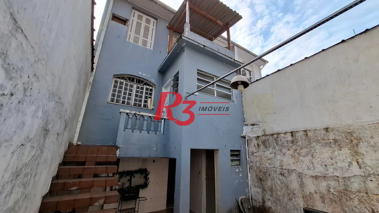 Sobrado para alugar, 250 m² por R$ 5.500,00/mês - Pompéia - Santos/SP