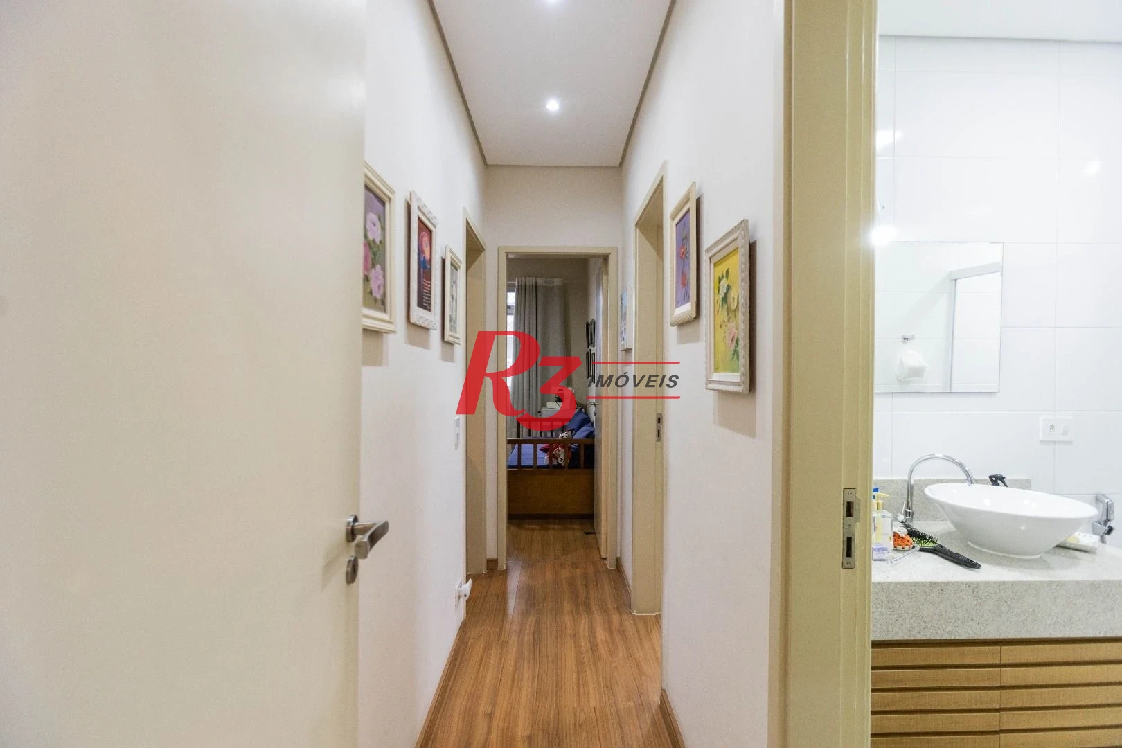 Apartamento com 3 dormitórios à venda, 113 m² - Gonzaga - Santos/SP