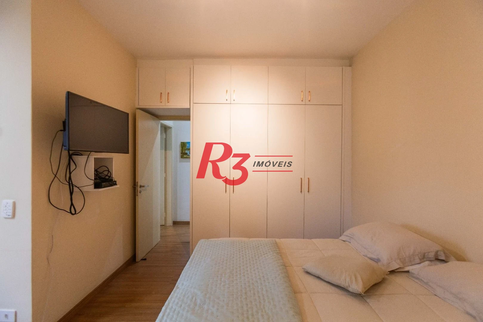 Apartamento com 3 dormitórios à venda, 113 m² - Gonzaga - Santos/SP