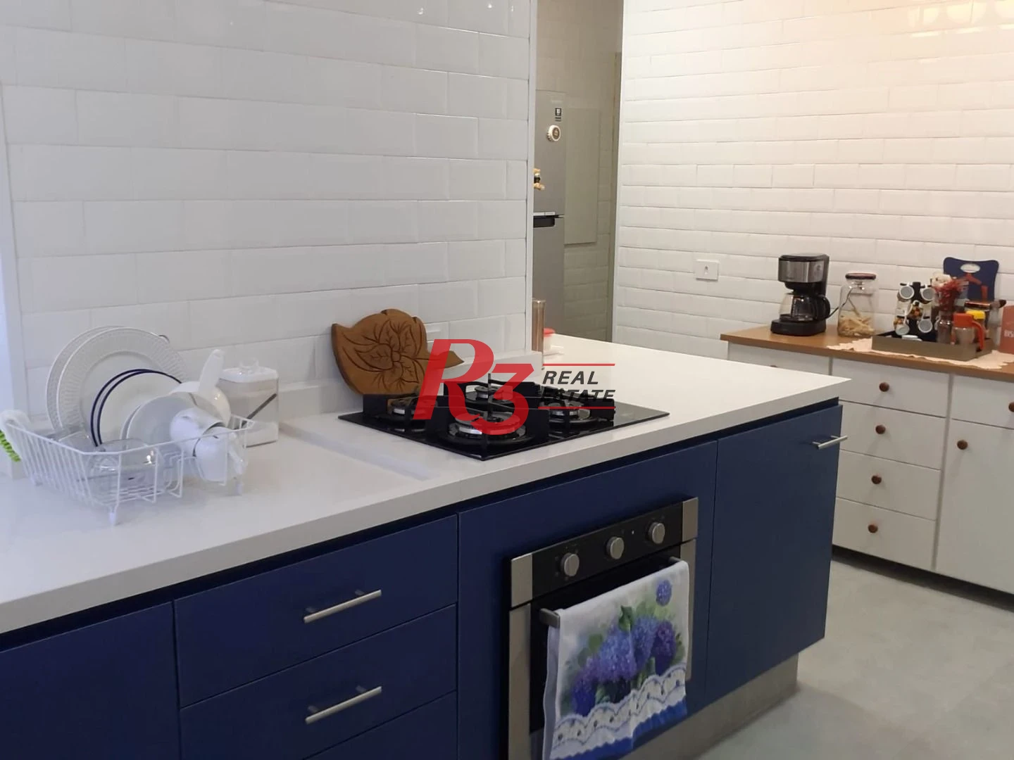 Apartamento com 3 dormitórios à venda, 113 m² - Gonzaga - Santos/SP