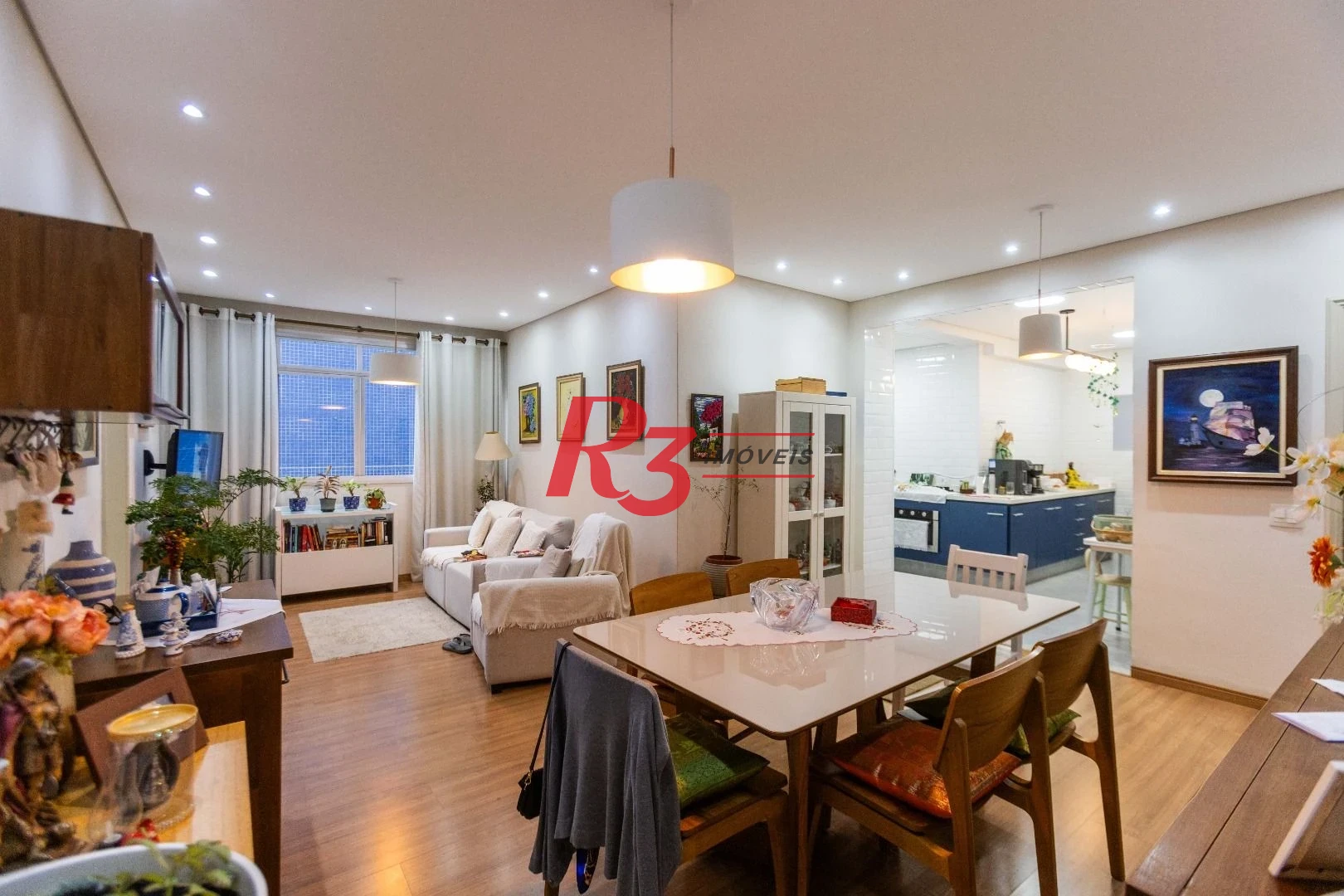 Apartamento com 3 dormitórios à venda, 113 m² - Gonzaga - Santos/SP