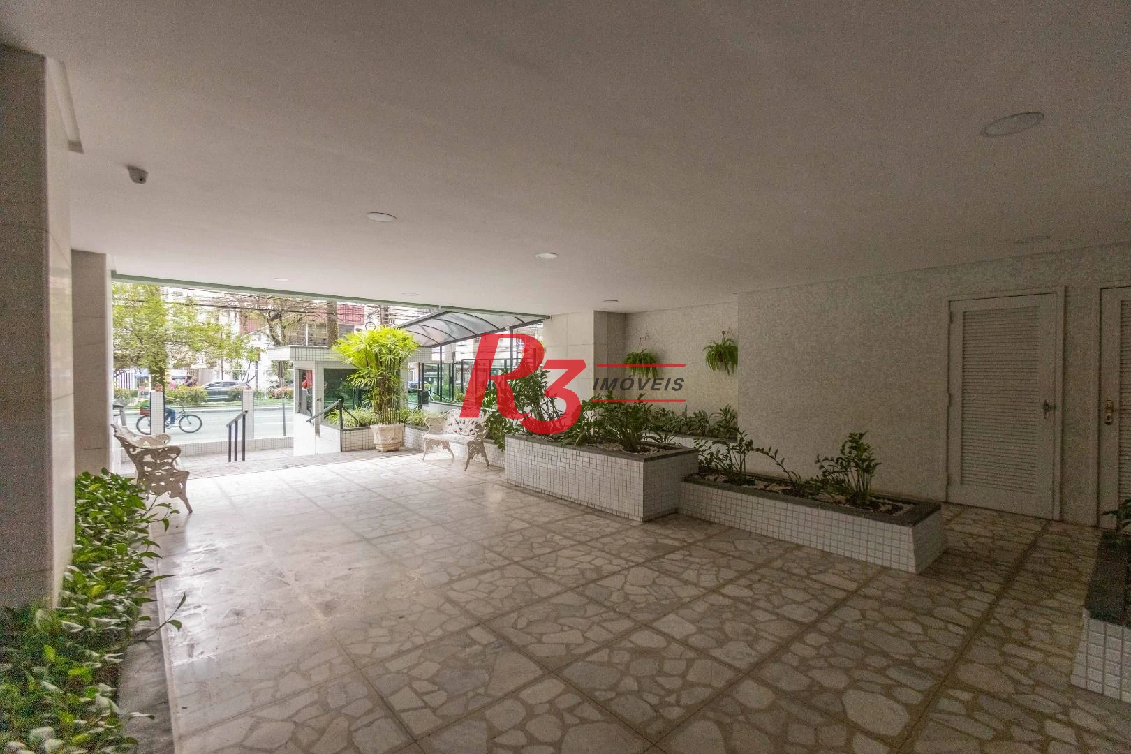 Apartamento com 3 dormitórios à venda, 113 m² - Gonzaga - Santos/SP