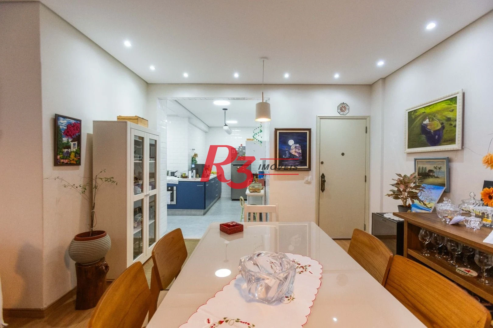 Apartamento com 3 dormitórios à venda, 113 m² - Gonzaga - Santos/SP