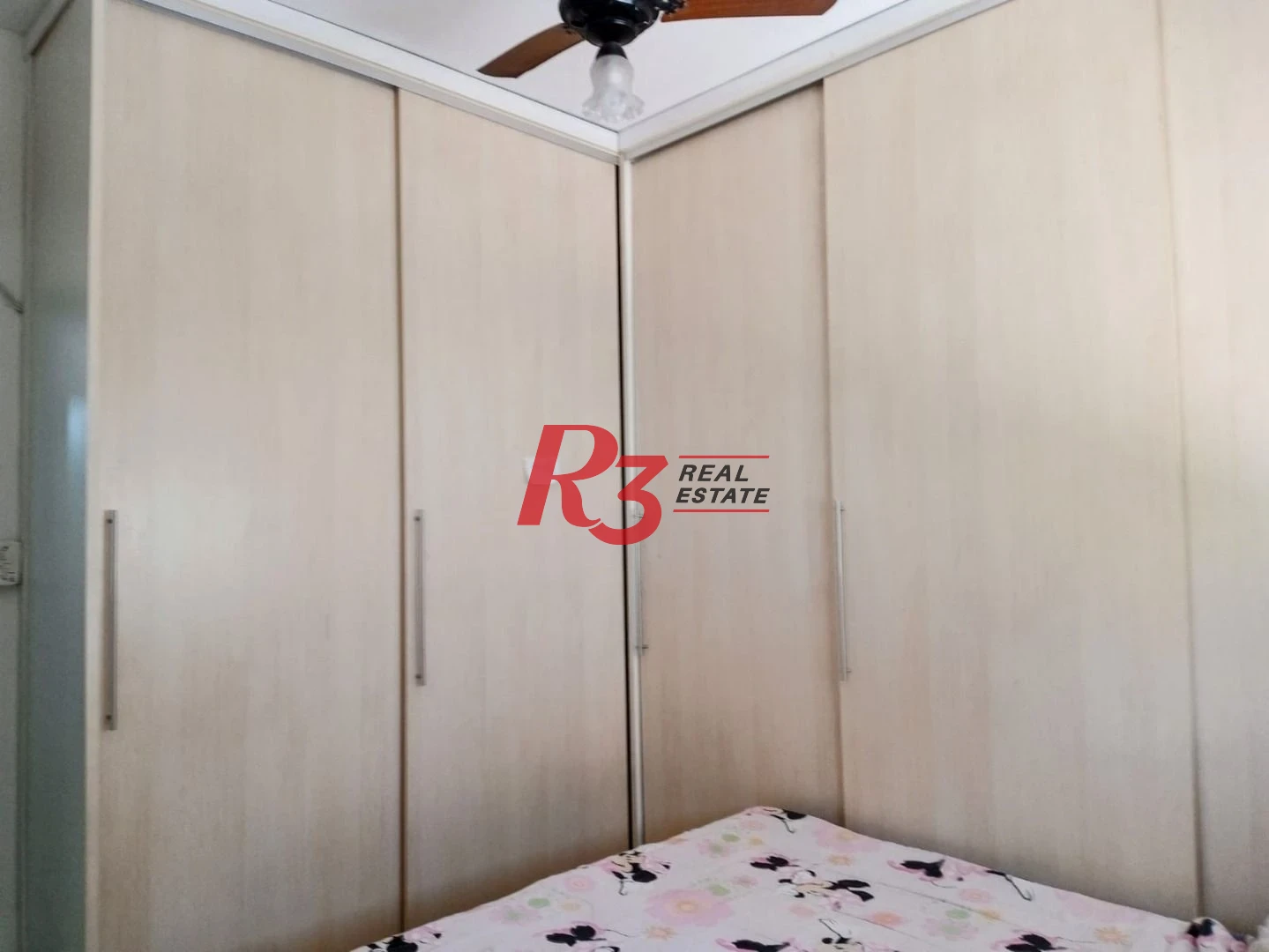 Apartamento com 2 dormitórios à venda, 75 m² por R$ 300.000,00 - Vila Matias - Santos/SP