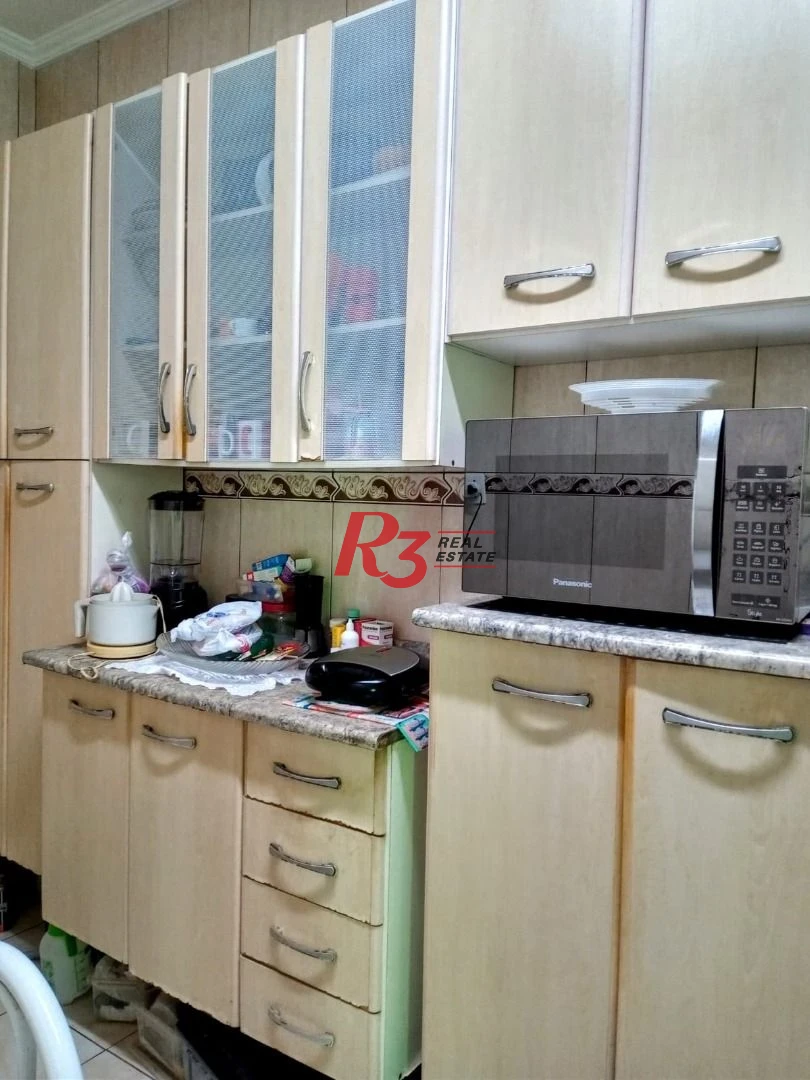 Apartamento com 2 dormitórios à venda, 75 m² por R$ 300.000,00 - Vila Matias - Santos/SP