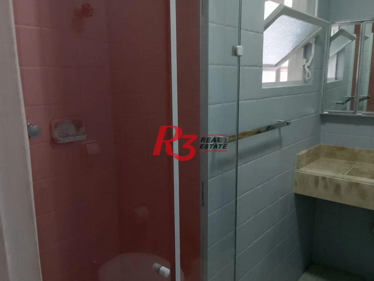 Kitnet com 1 dormitório à venda, 45 m² por R$ 375.000,00 - Gonzaga - Santos/SP
