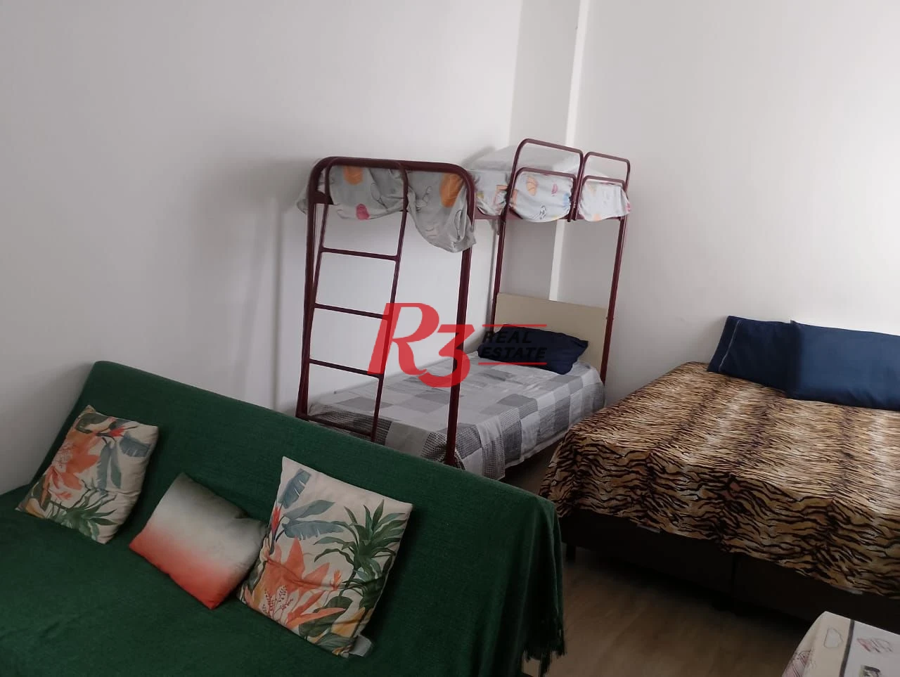 Kitnet com 1 dormitório à venda, 45 m² por R$ 375.000,00 - Gonzaga - Santos/SP