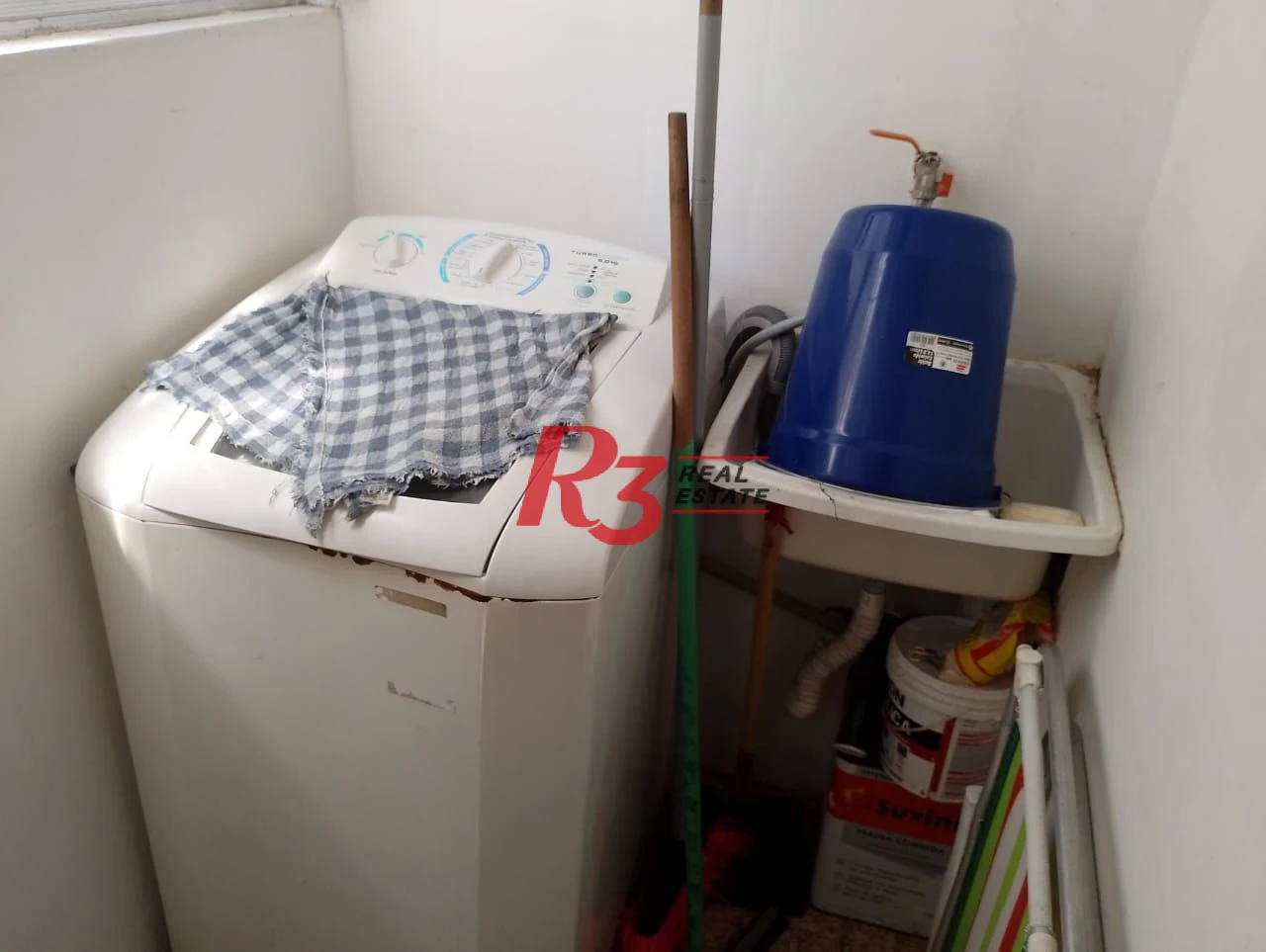 Kitnet com 1 dormitório à venda, 45 m² por R$ 375.000,00 - Gonzaga - Santos/SP