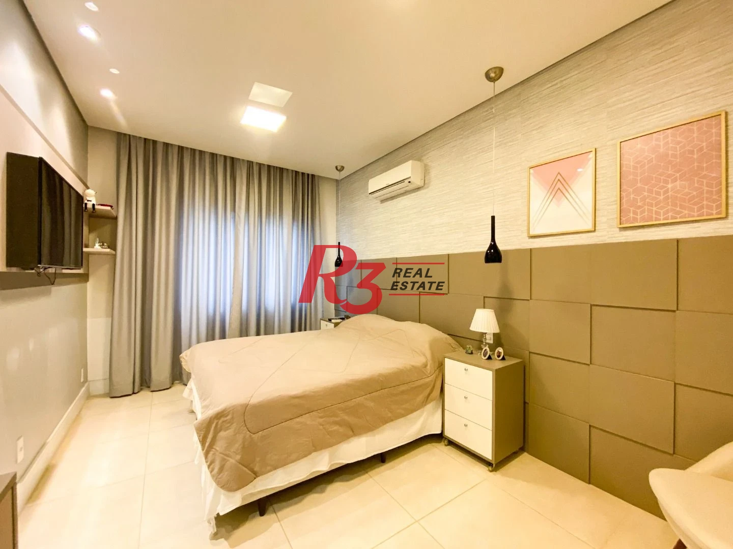 Apartamento com 4 dormitórios à venda, 233 m² por R$ 1.900.000,00 - Embaré - Santos/SP