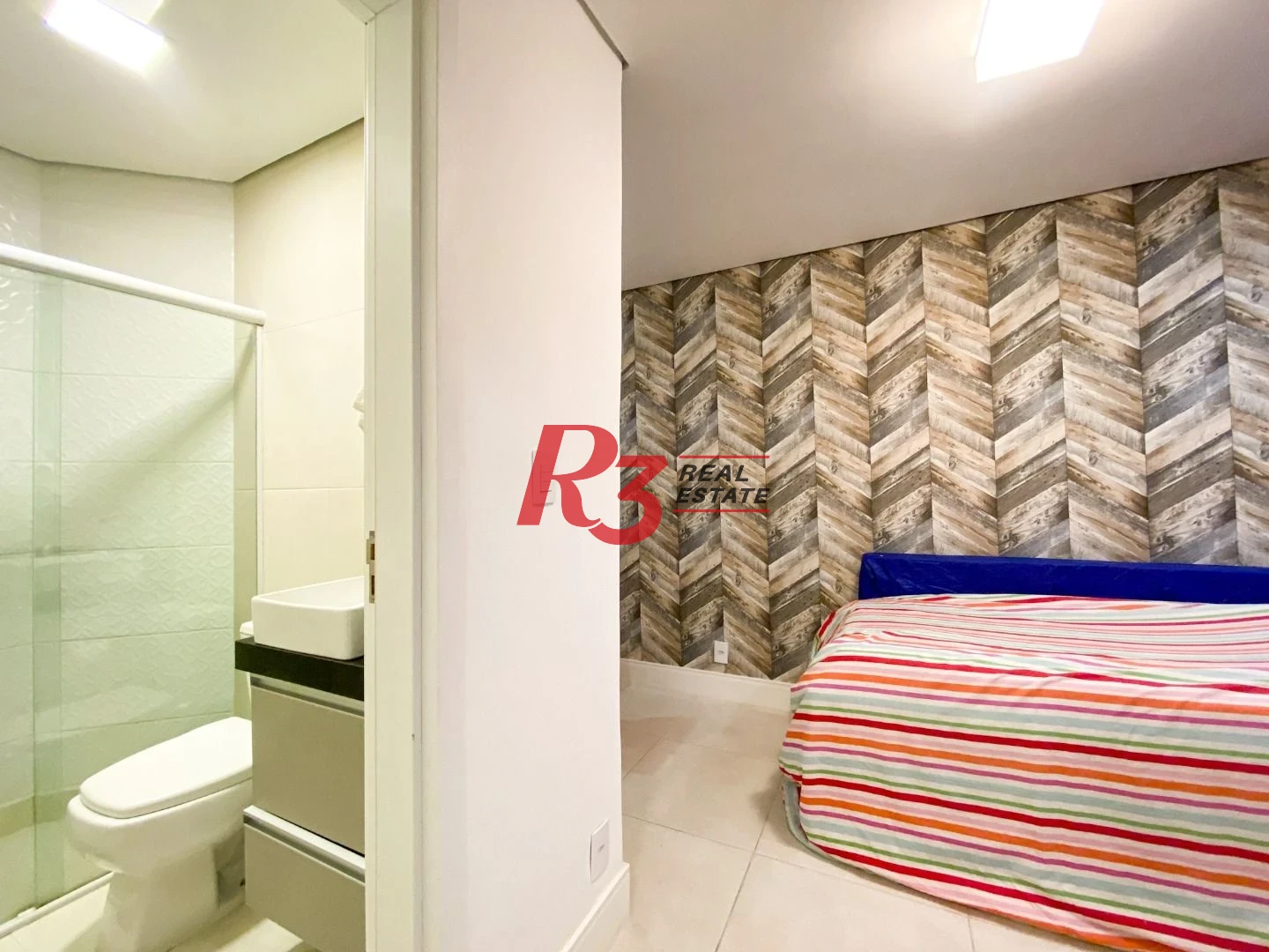 Apartamento com 4 dormitórios à venda, 233 m² por R$ 1.900.000,00 - Embaré - Santos/SP