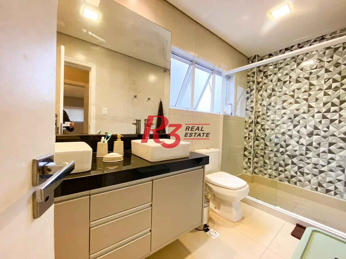 Apartamento com 4 dormitórios à venda, 233 m² por R$ 1.900.000,00 - Embaré - Santos/SP