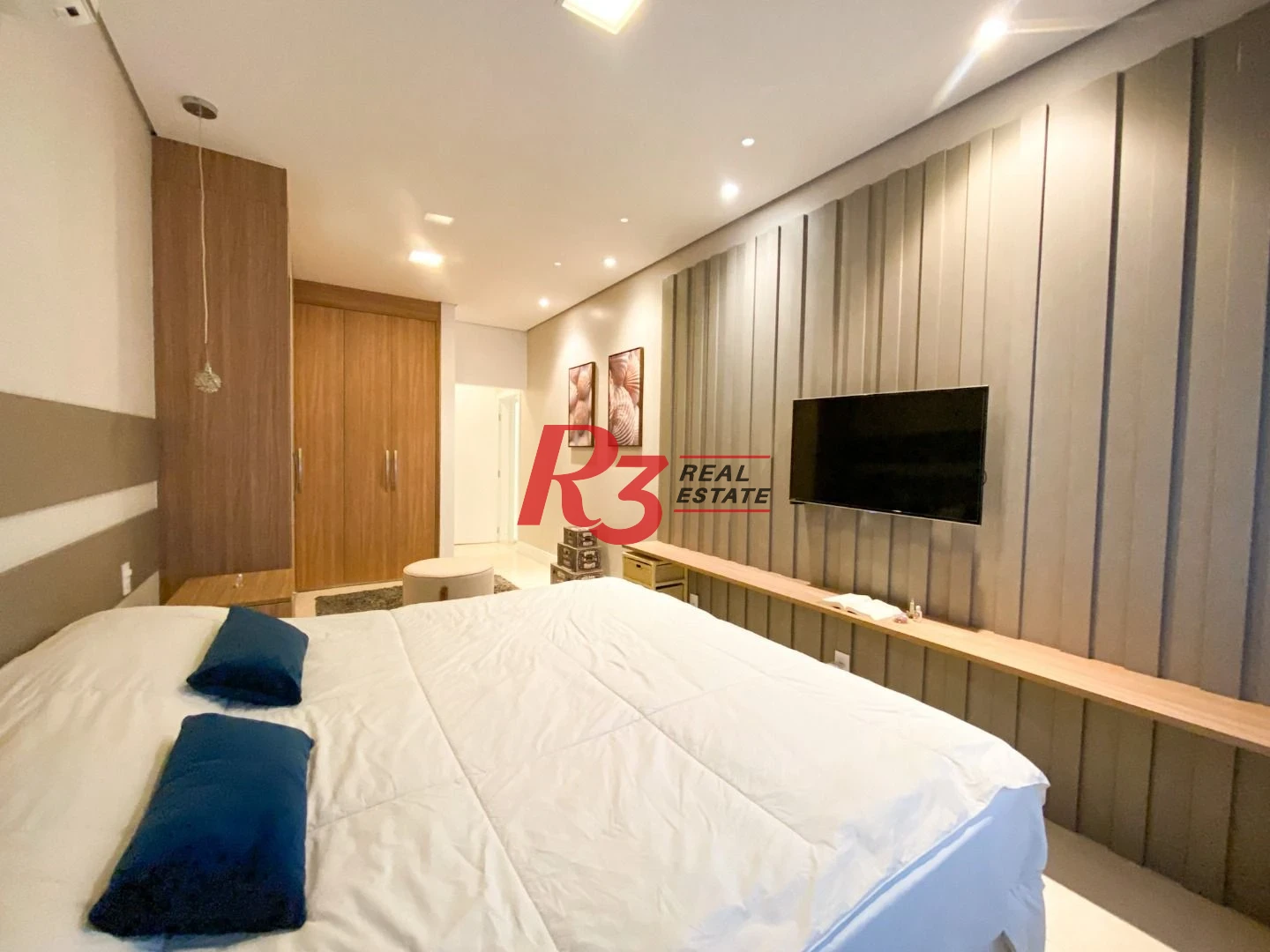 Apartamento com 4 dormitórios à venda, 233 m² por R$ 1.900.000,00 - Embaré - Santos/SP