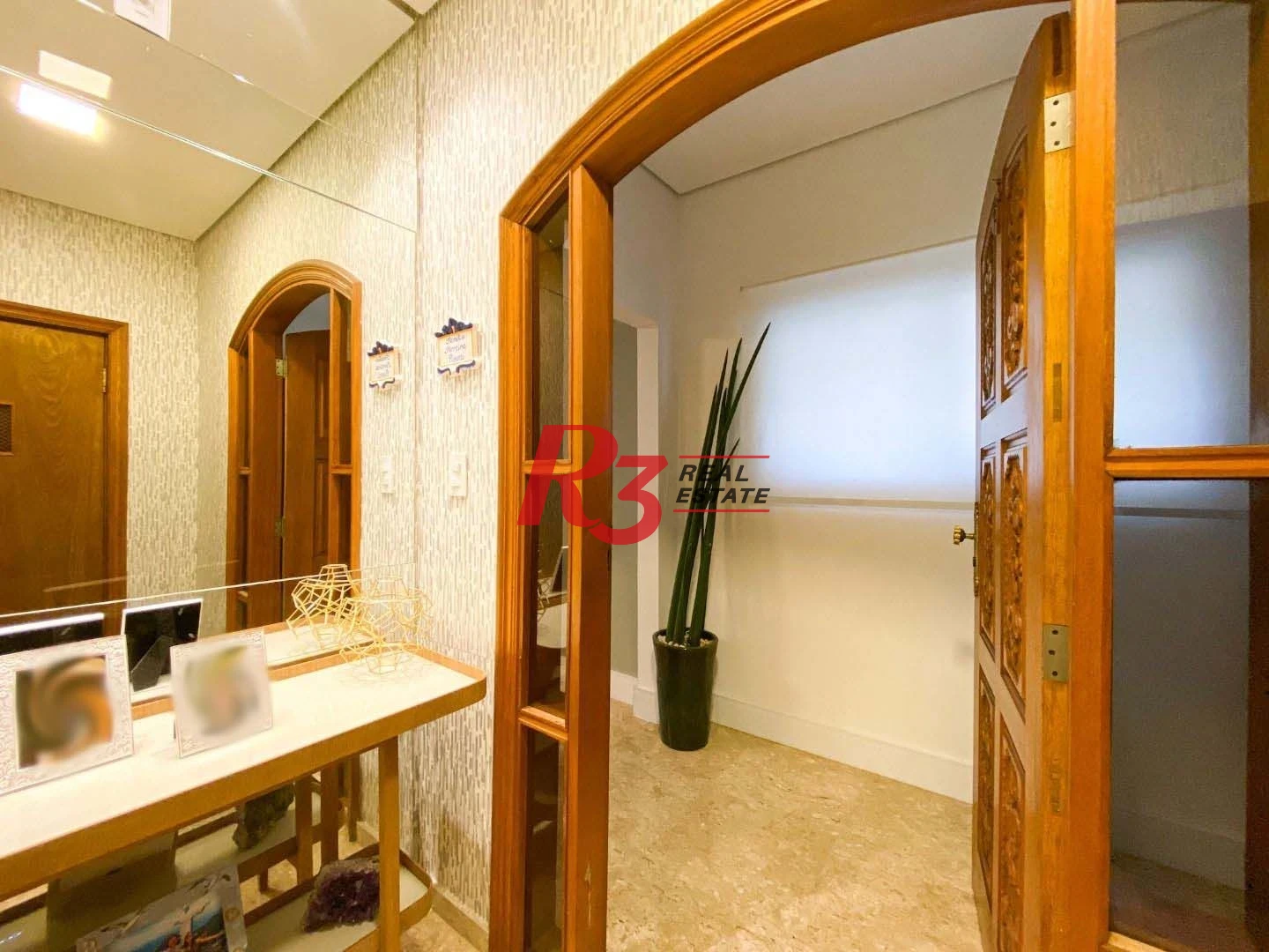 Apartamento com 4 dormitórios à venda, 233 m² por R$ 1.900.000,00 - Embaré - Santos/SP