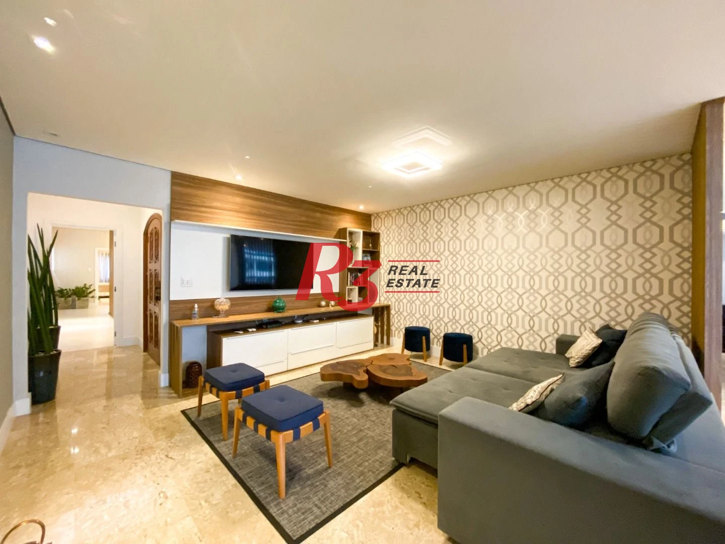 Apartamento com 4 dormitórios à venda, 233 m² por R$ 1.900.000,00 - Embaré - Santos/SP