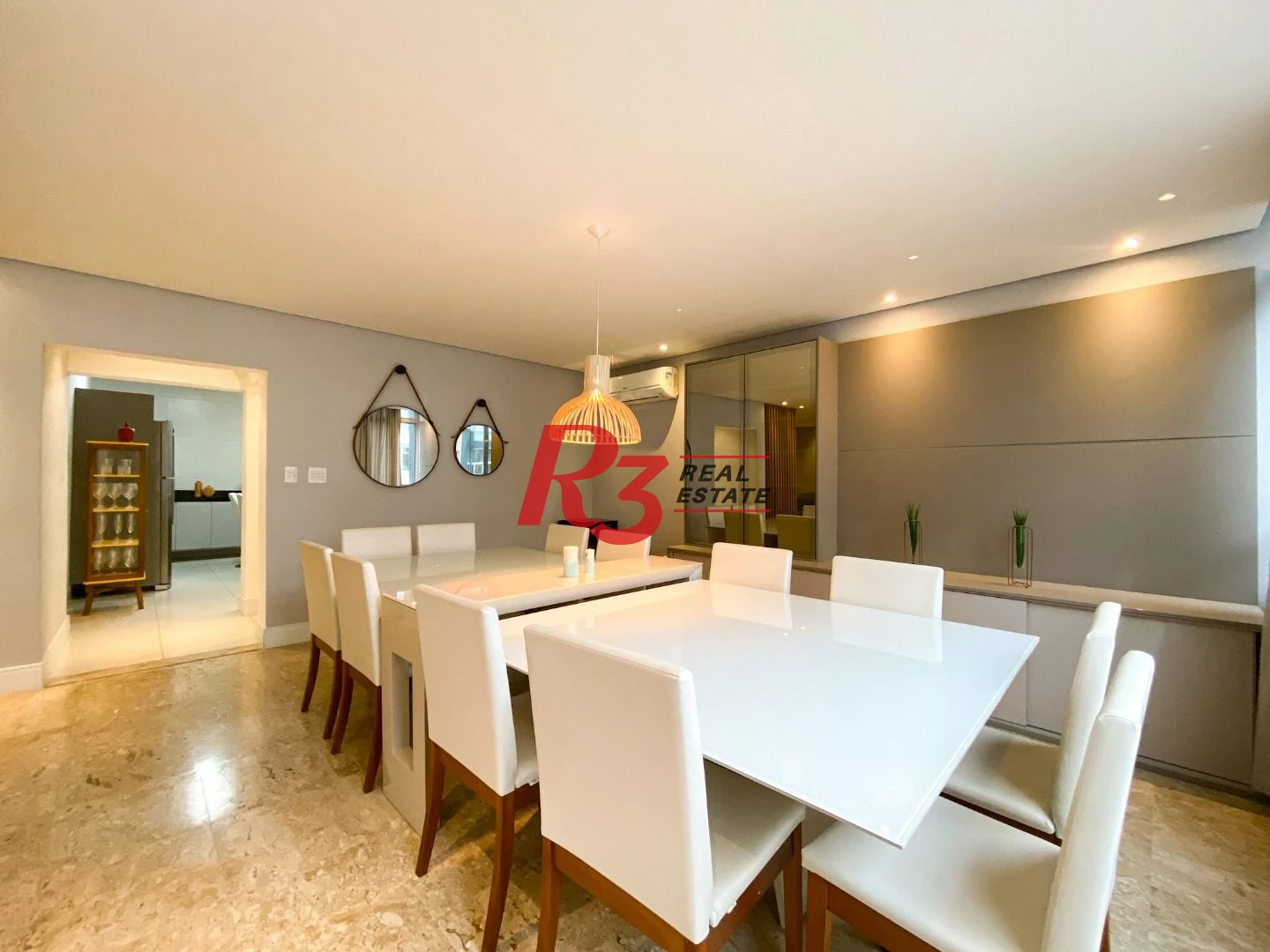 Apartamento com 4 dormitórios à venda, 233 m² por R$ 1.900.000,00 - Embaré - Santos/SP