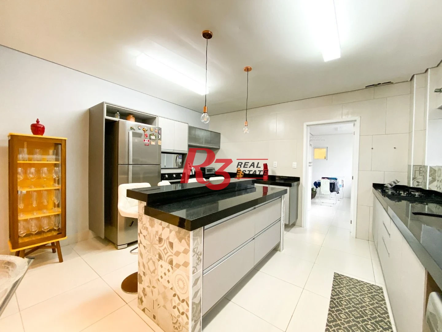 Apartamento com 4 dormitórios à venda, 233 m² por R$ 1.900.000,00 - Embaré - Santos/SP