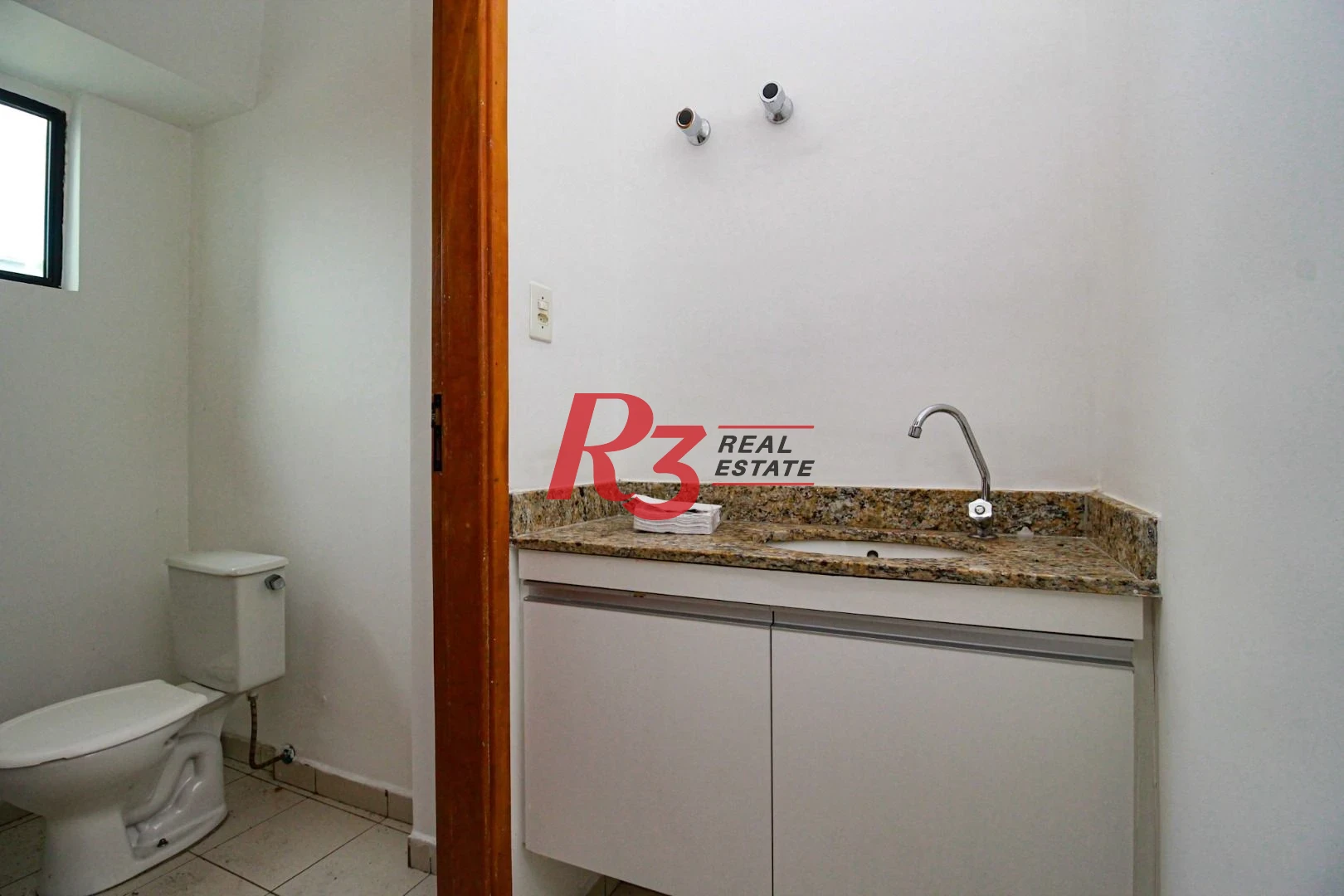 Sala para alugar, 55 m² por R$ 3.000,00/mês - Centro - Santos/SP