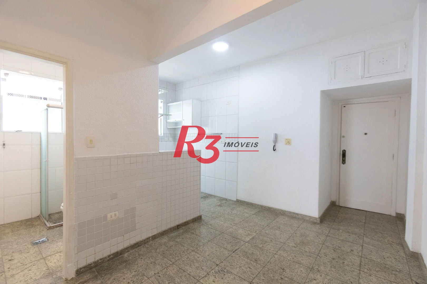 Apartamento com 1 dormitório para alugar, 50 m² por R$ 3.000,00/mês - Boqueirão - Santos/SP