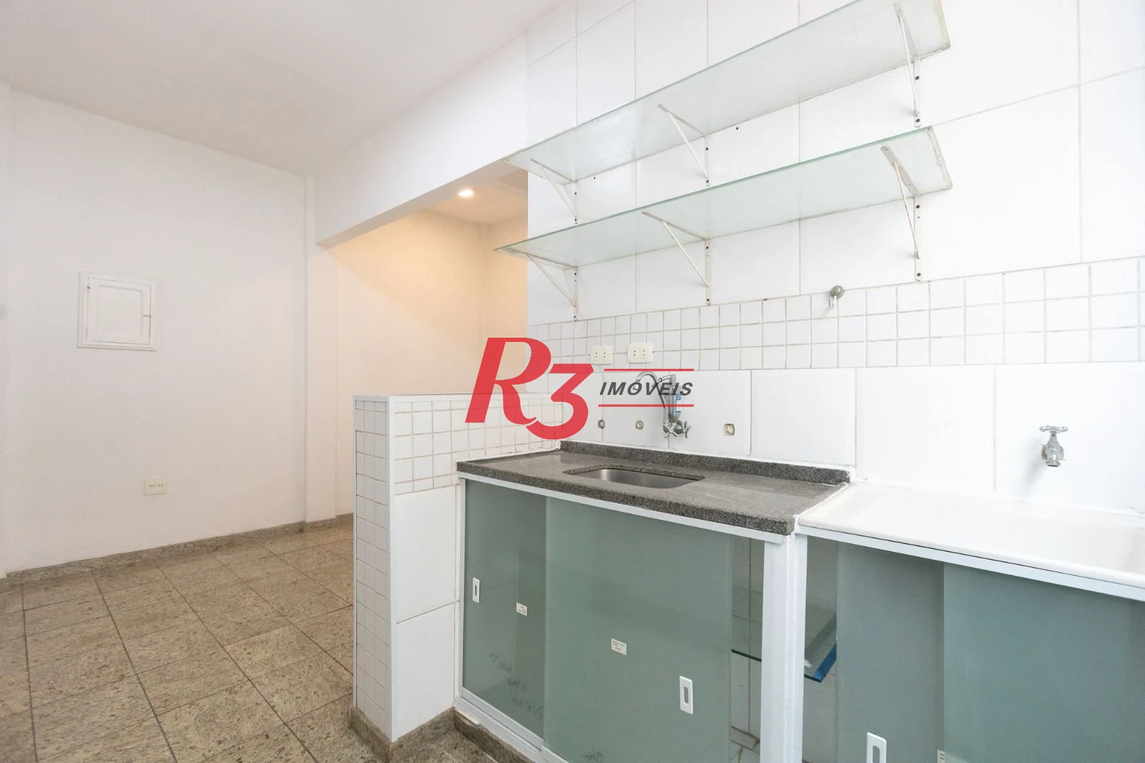 Apartamento com 1 dormitório para alugar, 50 m² por R$ 3.000,00/mês - Boqueirão - Santos/SP