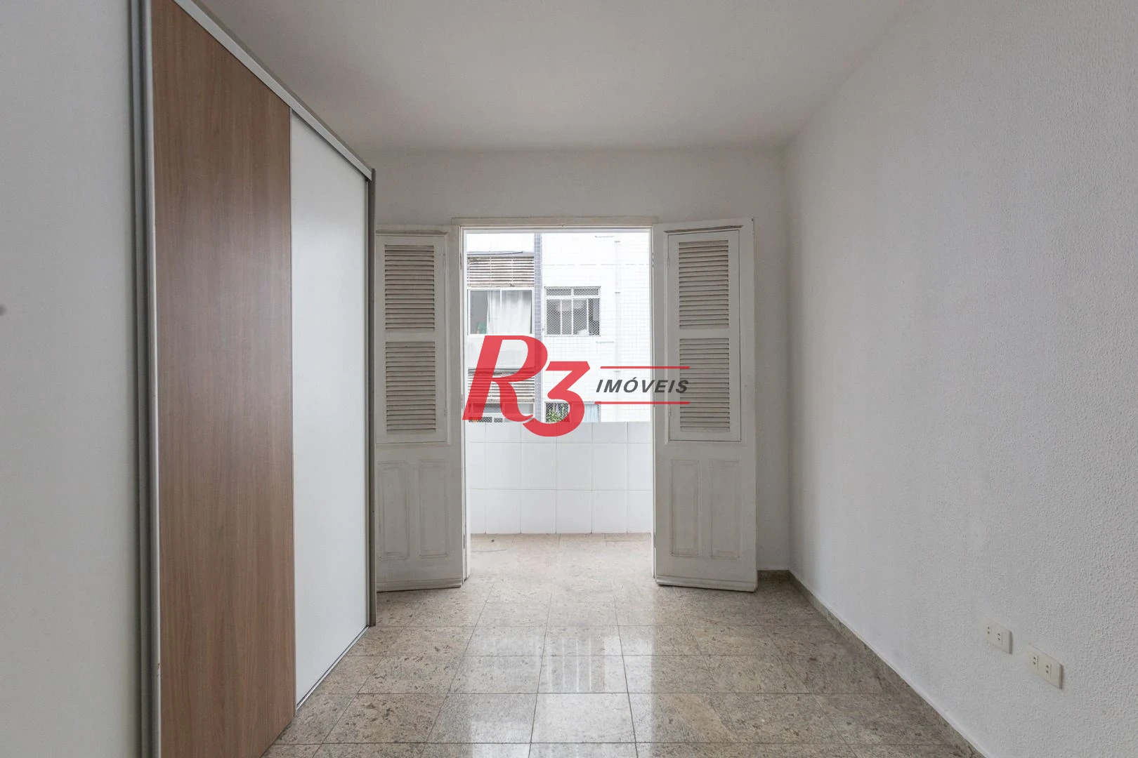 Apartamento com 1 dormitório para alugar, 50 m² por R$ 3.000,00/mês - Boqueirão - Santos/SP