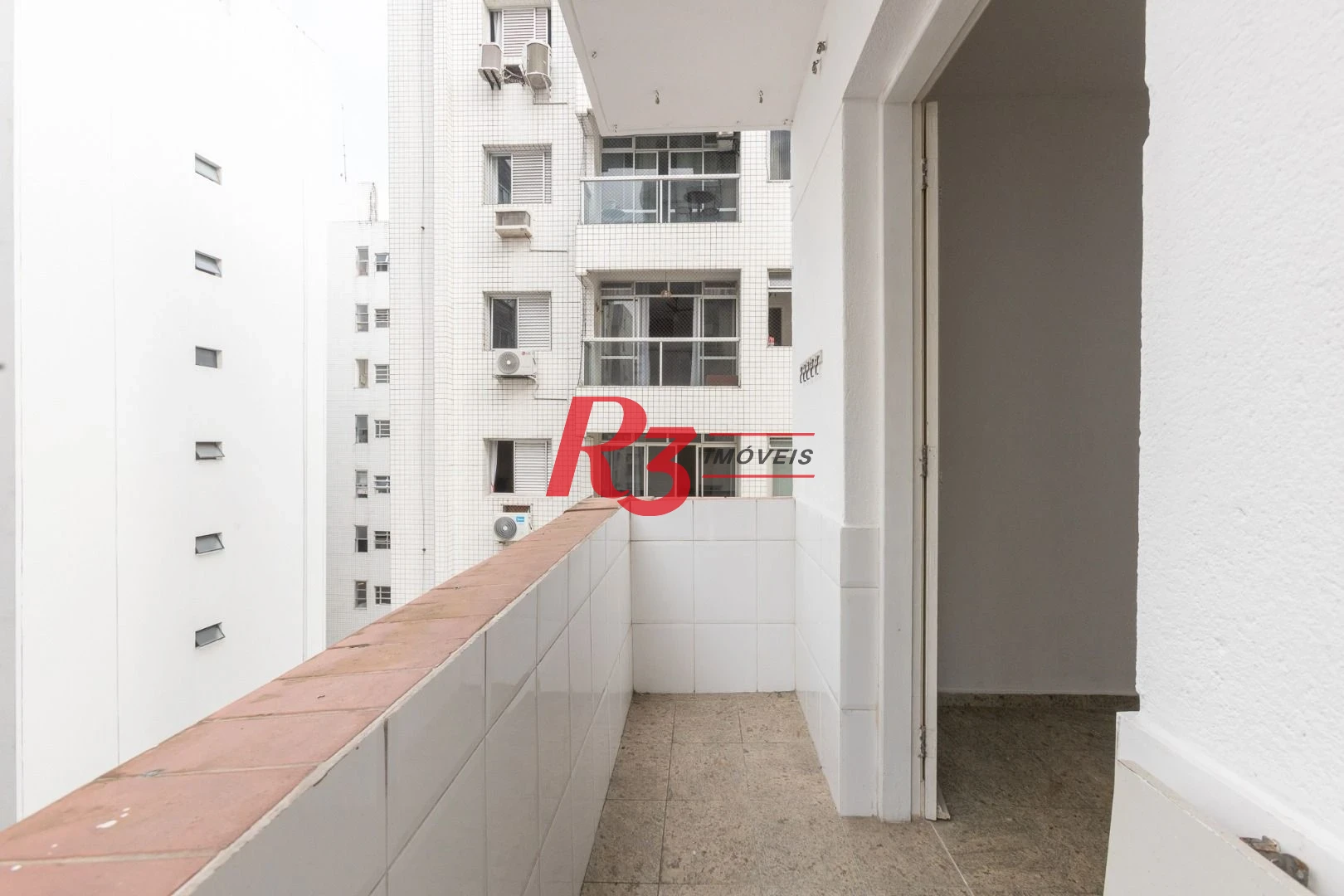 Apartamento com 1 dormitório para alugar, 50 m² por R$ 3.000,00/mês - Boqueirão - Santos/SP