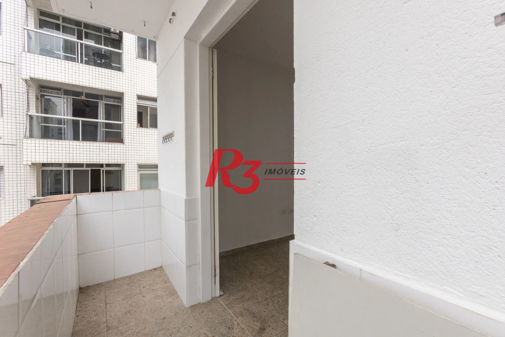 Apartamento com 1 dormitório para alugar, 50 m² por R$ 3.000,00/mês - Boqueirão - Santos/SP