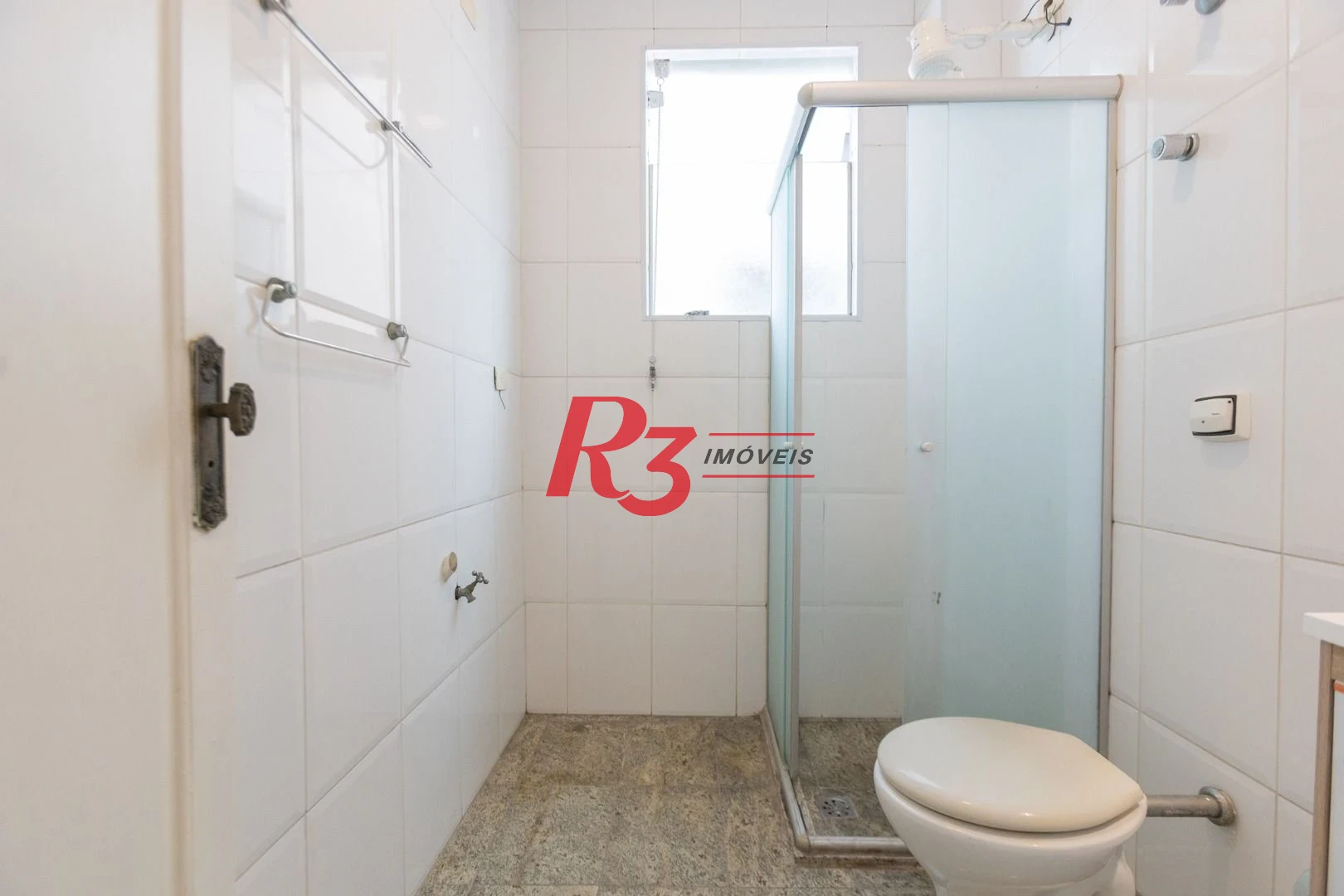 Apartamento com 1 dormitório para alugar, 50 m² por R$ 3.000,00/mês - Boqueirão - Santos/SP