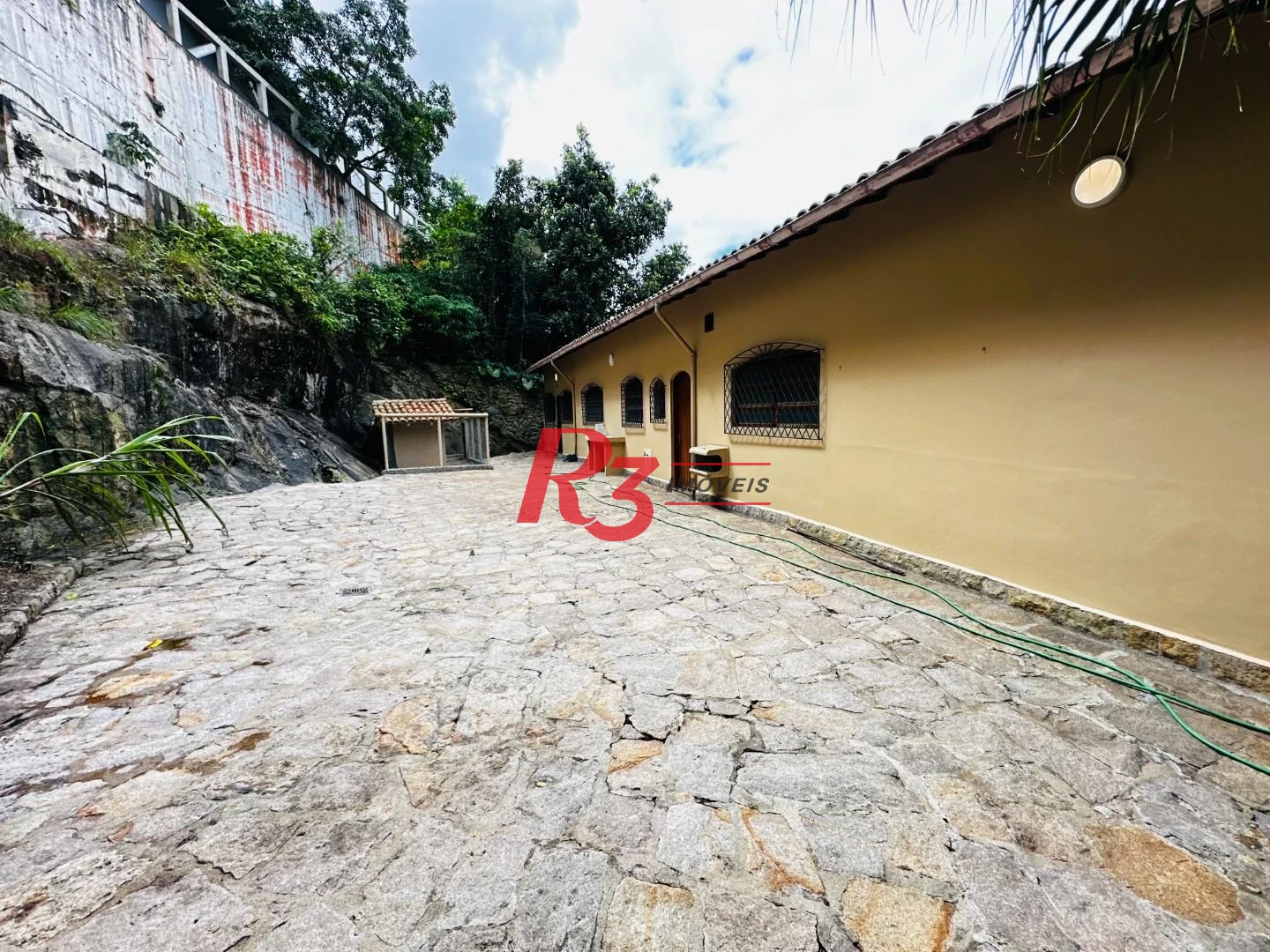 Casa para alugar, 551 m² por R$ 15.000,00/mês - Morro Santa Terezinha - Santos/SP