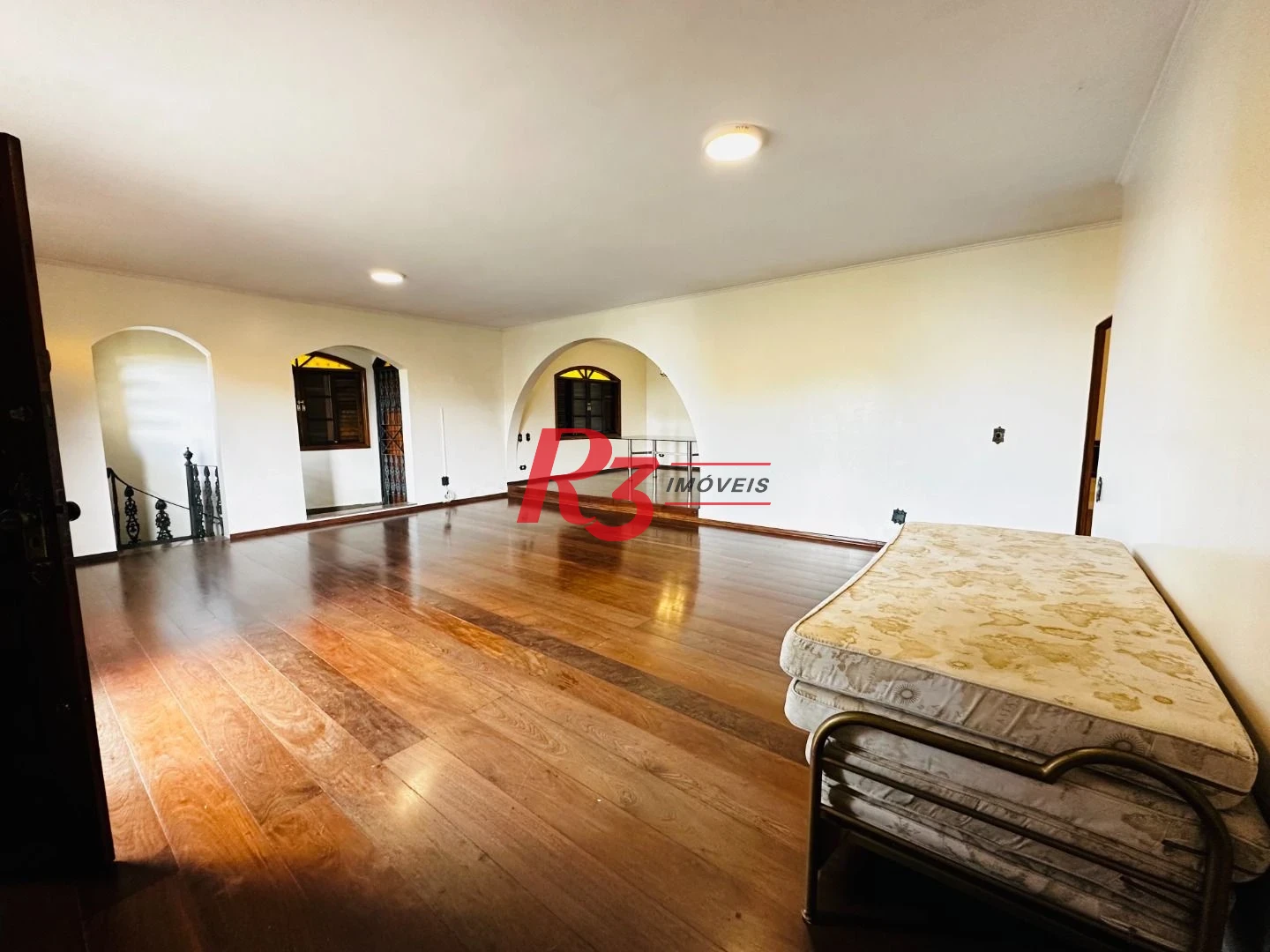 Casa para alugar, 551 m² por R$ 15.000,00/mês - Morro Santa Terezinha - Santos/SP