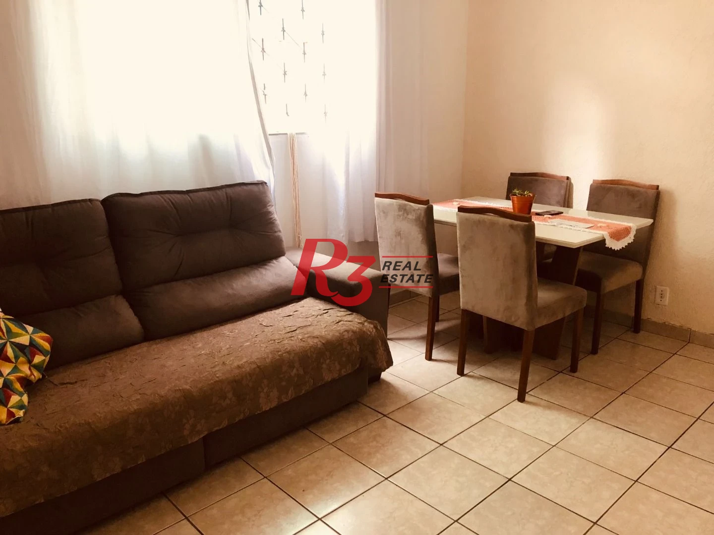 Apartamento térreo com 2 dormitórios à venda, 76 m² - Vila Matias - Santos/SP